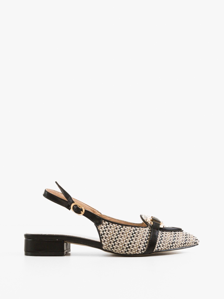 Balerini dama Kinnet Negri