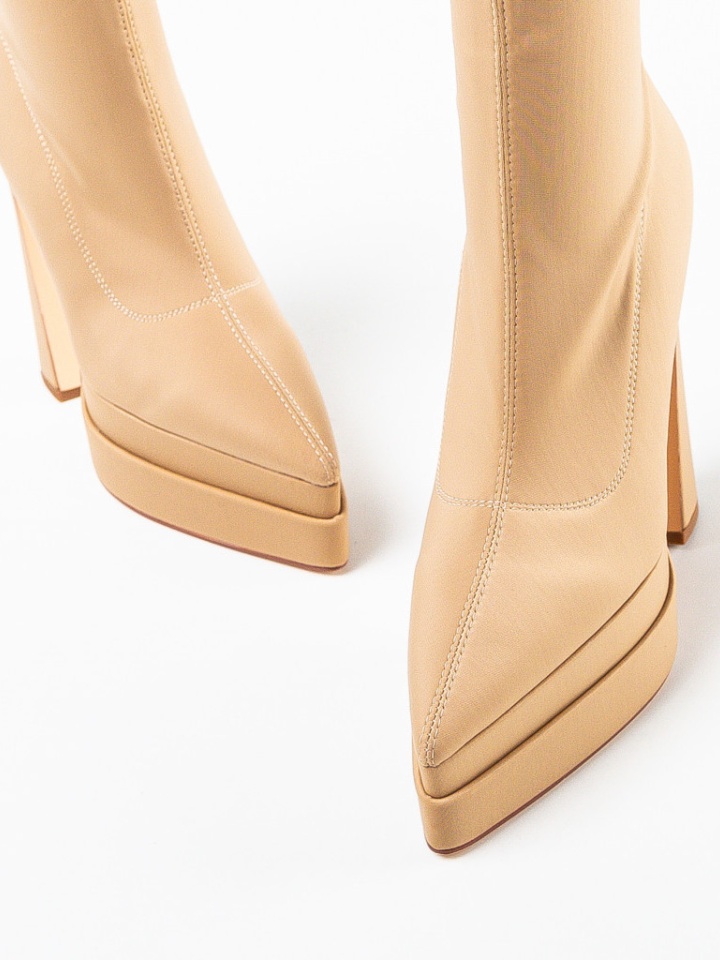 Botine dama Bhumi Bej