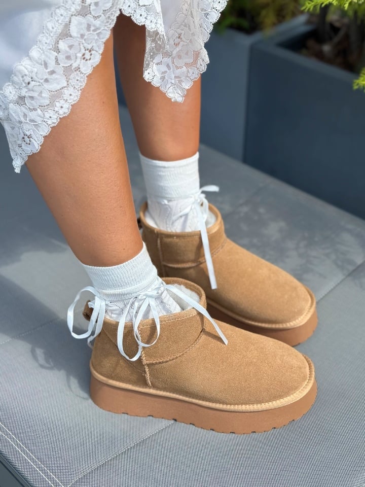 Cizme tip Ug Dayana Bej