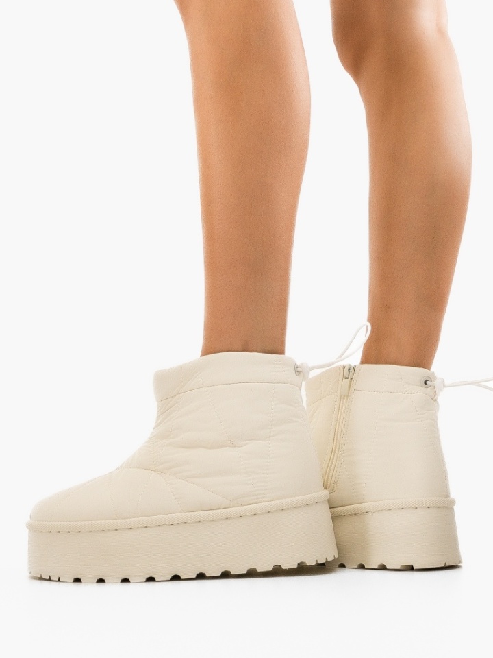 Cizme tip UG Demetrius Bej 2