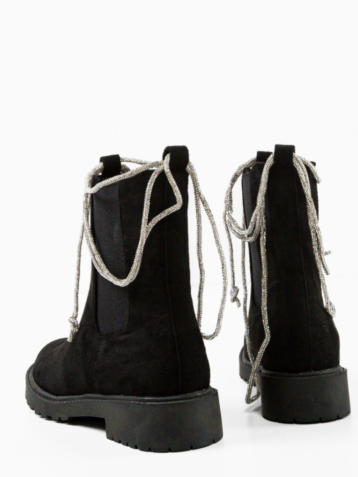 Ghete dama Kamuy Negre 2