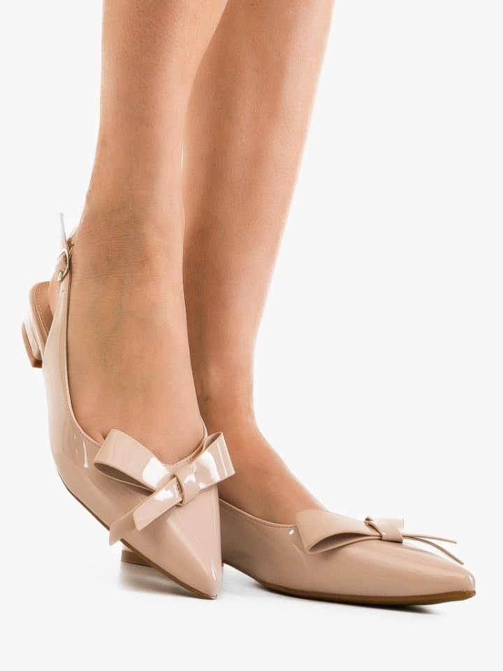 Balerini dama Faye Bej