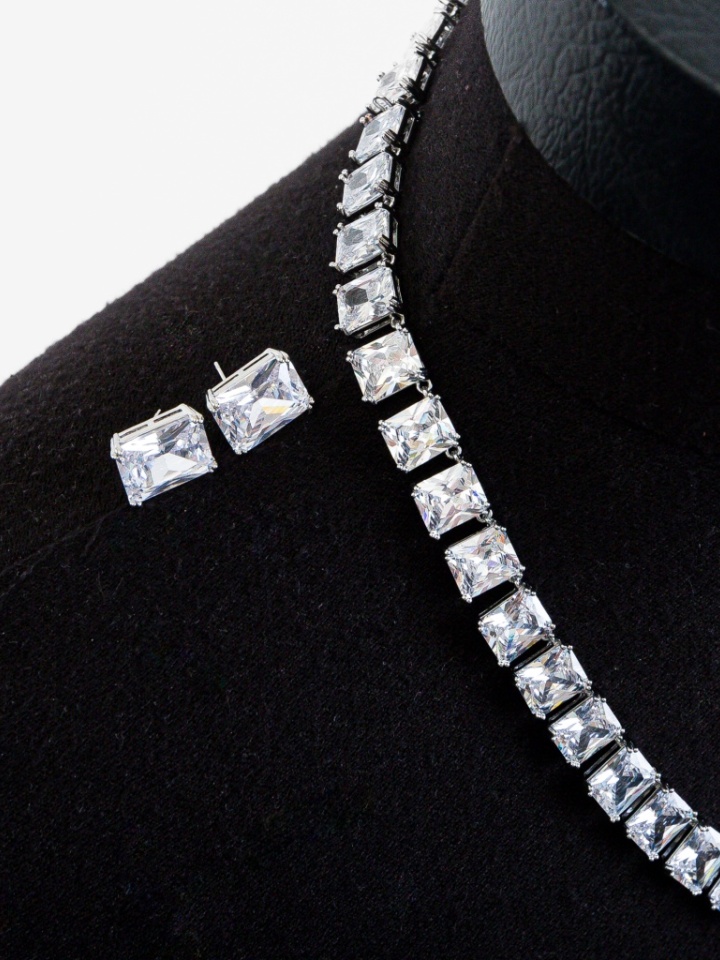 Set bijuterii Jyza Argintiu