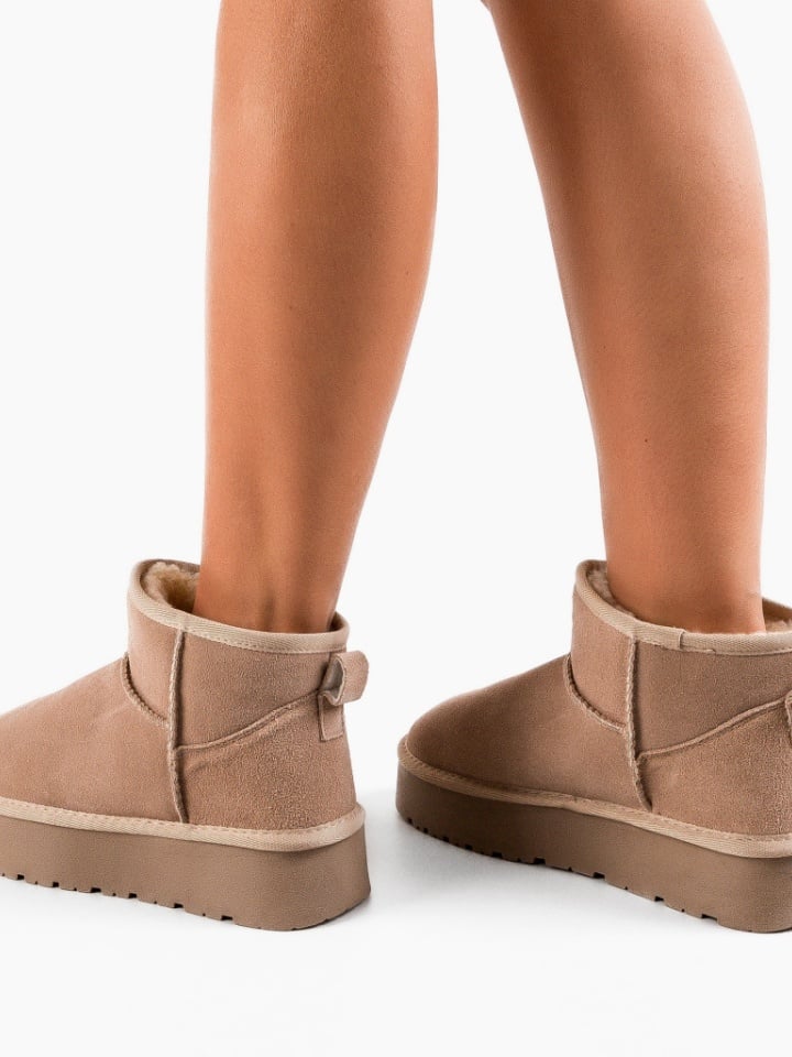 Cizme tip Ug Daianaz Negre