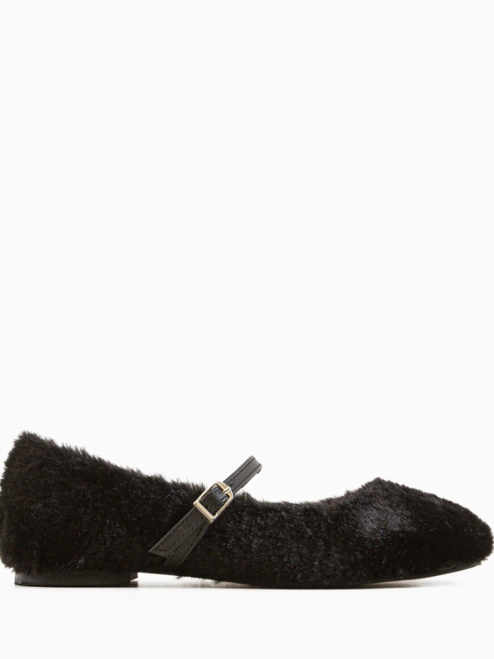 Balerini dama Pufulet Negri