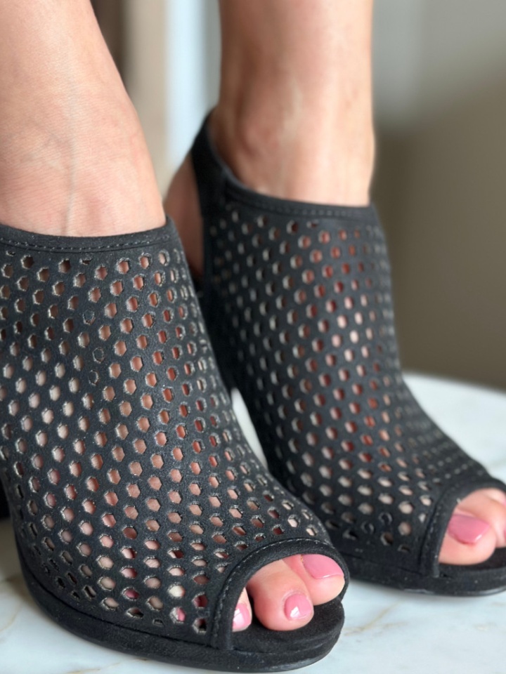 Sandale cu toc Kiran Negre