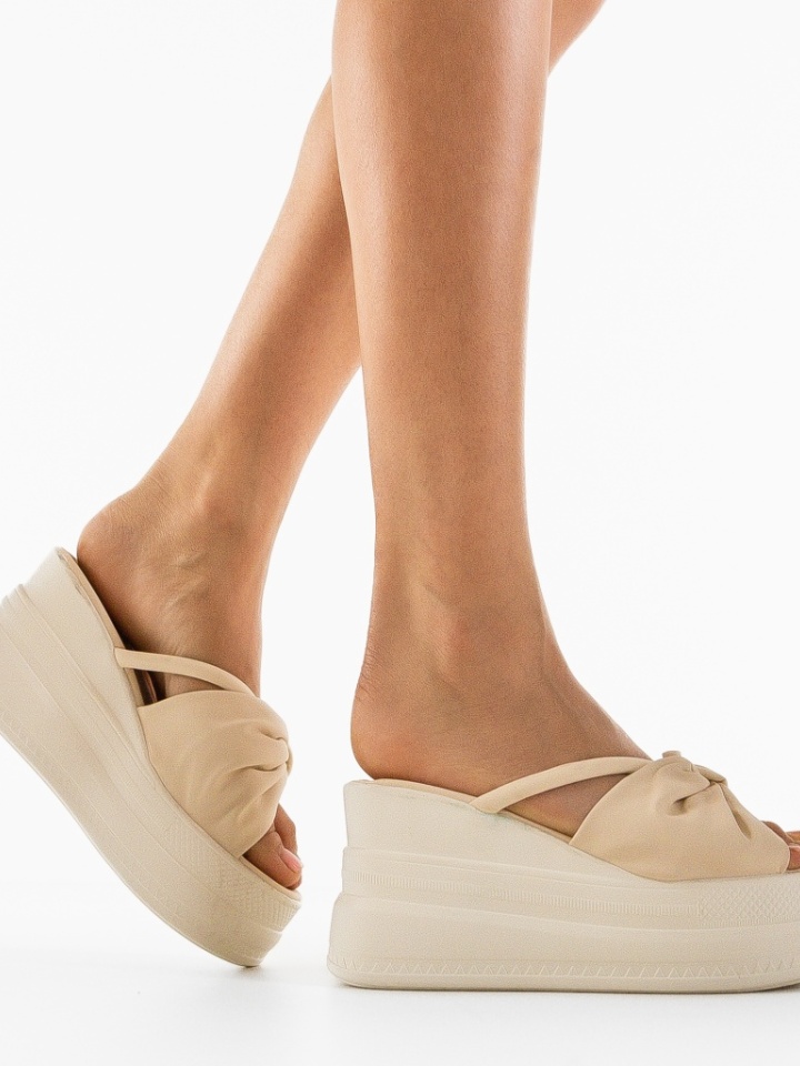 Saboti dama Banna Fuchsia