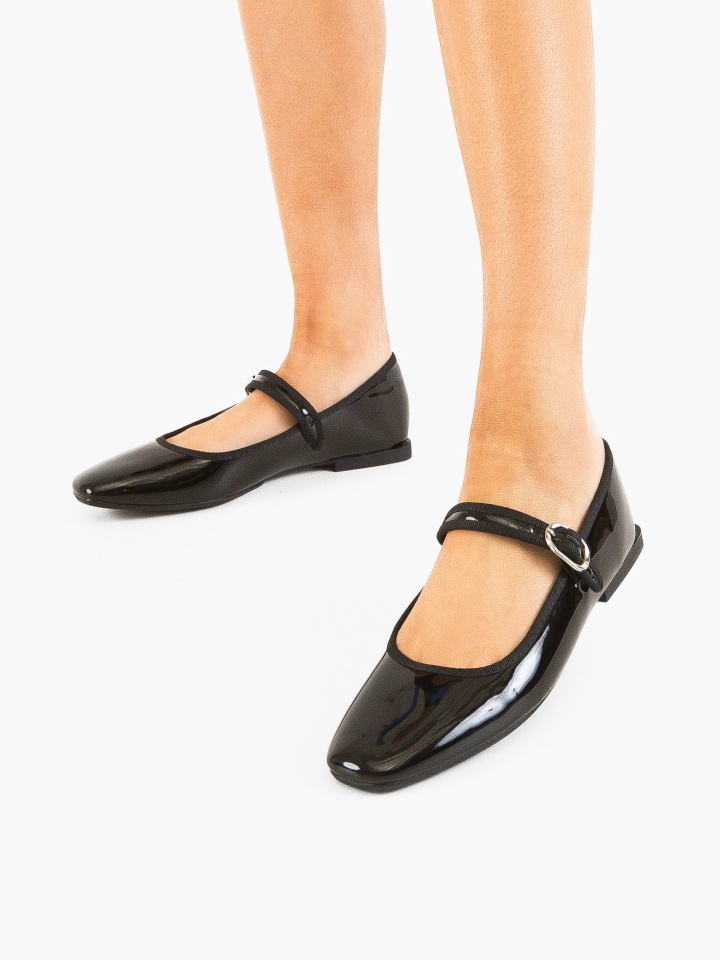 Balerini dama Velma Bej