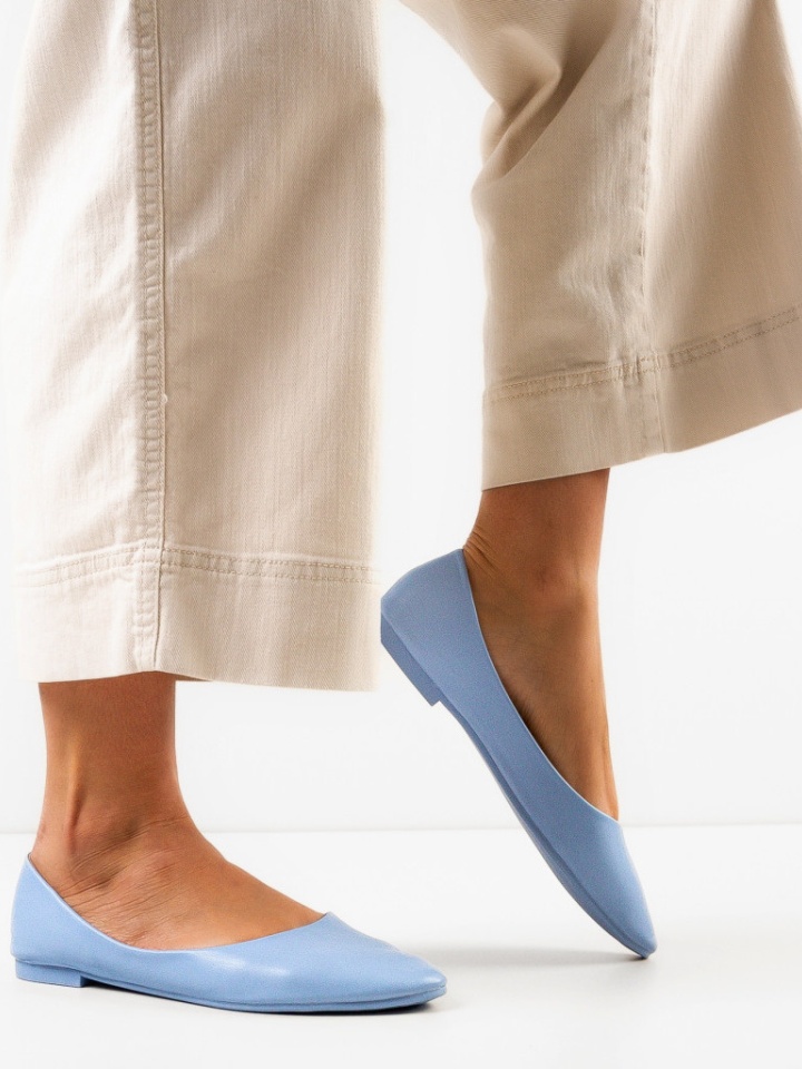 Balerini dama Kandar Roz