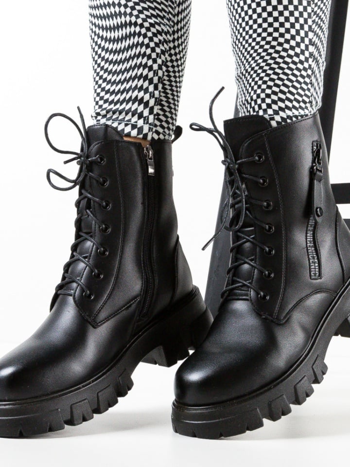 Ghete dama Bourne Negre