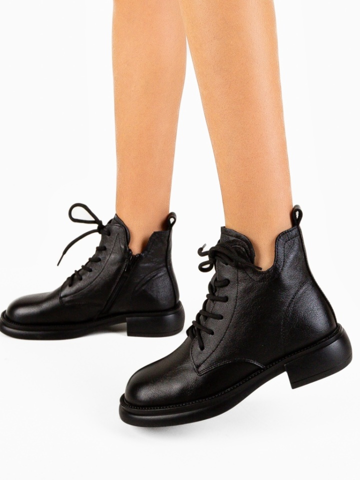 Ghete dama Gorgon Maro