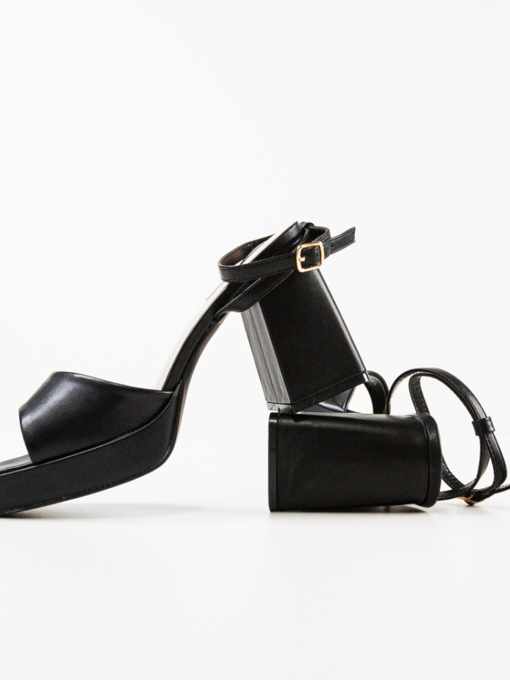 Sandale cu toc Flaviana Negre