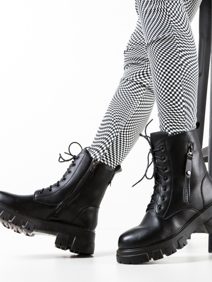 Ghete dama Bourne Negre