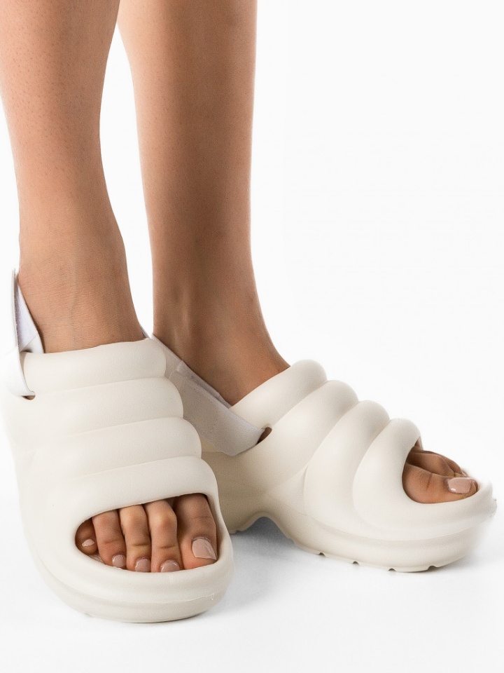 Papuci dama Sinea Negri