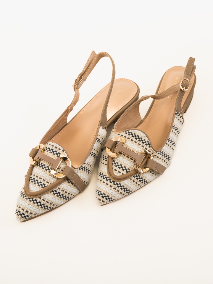 Balerini dama Kinnet Negri