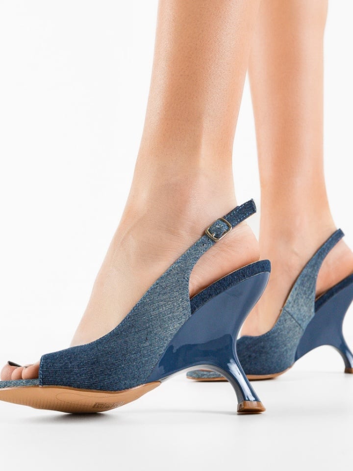 Sandale cu toc Asuka Aurii