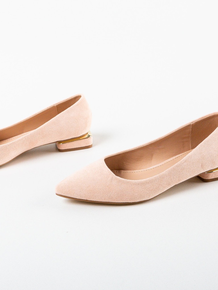 Balerini dama Chira Negri