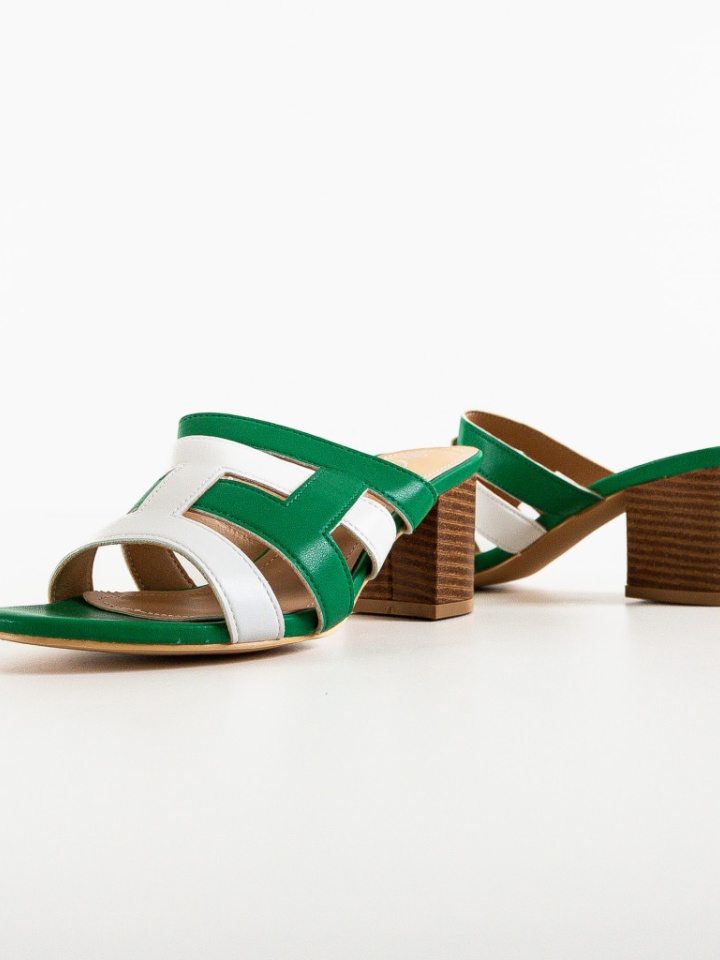 Saboti dama Makarios Verzi