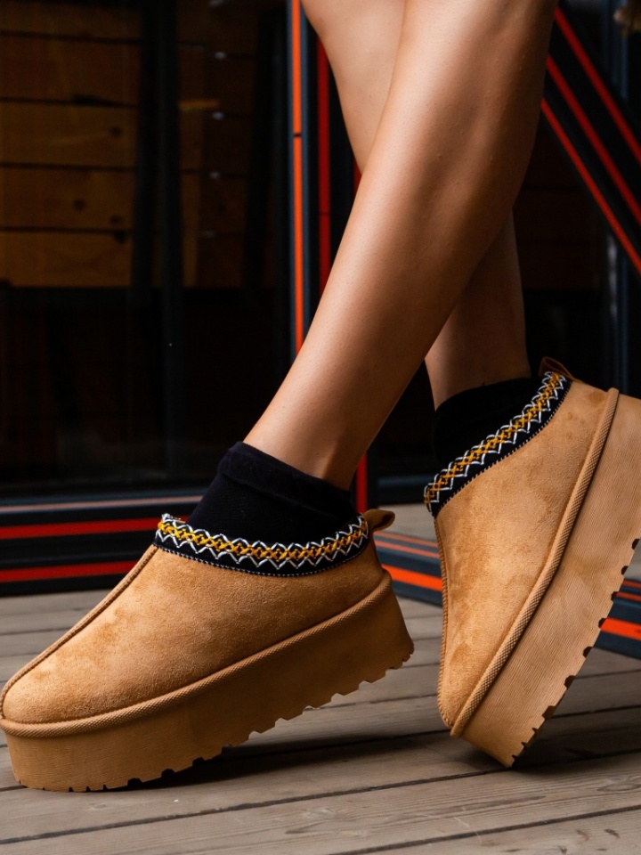 Papuci tip Ug Koba Negre