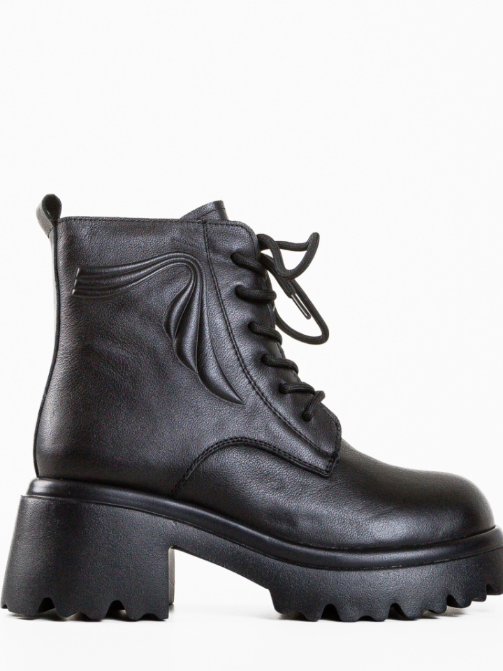 Ghete dama Dara Negre