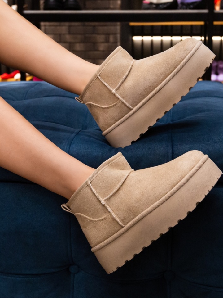 Cizme tip Ug Sethio Bej