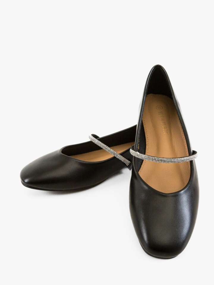 Balerini dama Key Negri