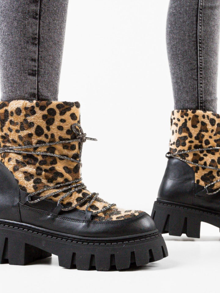 Ghete dama Migdal Negre 2