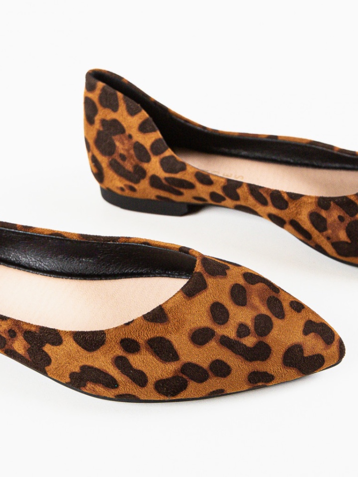 Balerini dama Yndyanka Bej