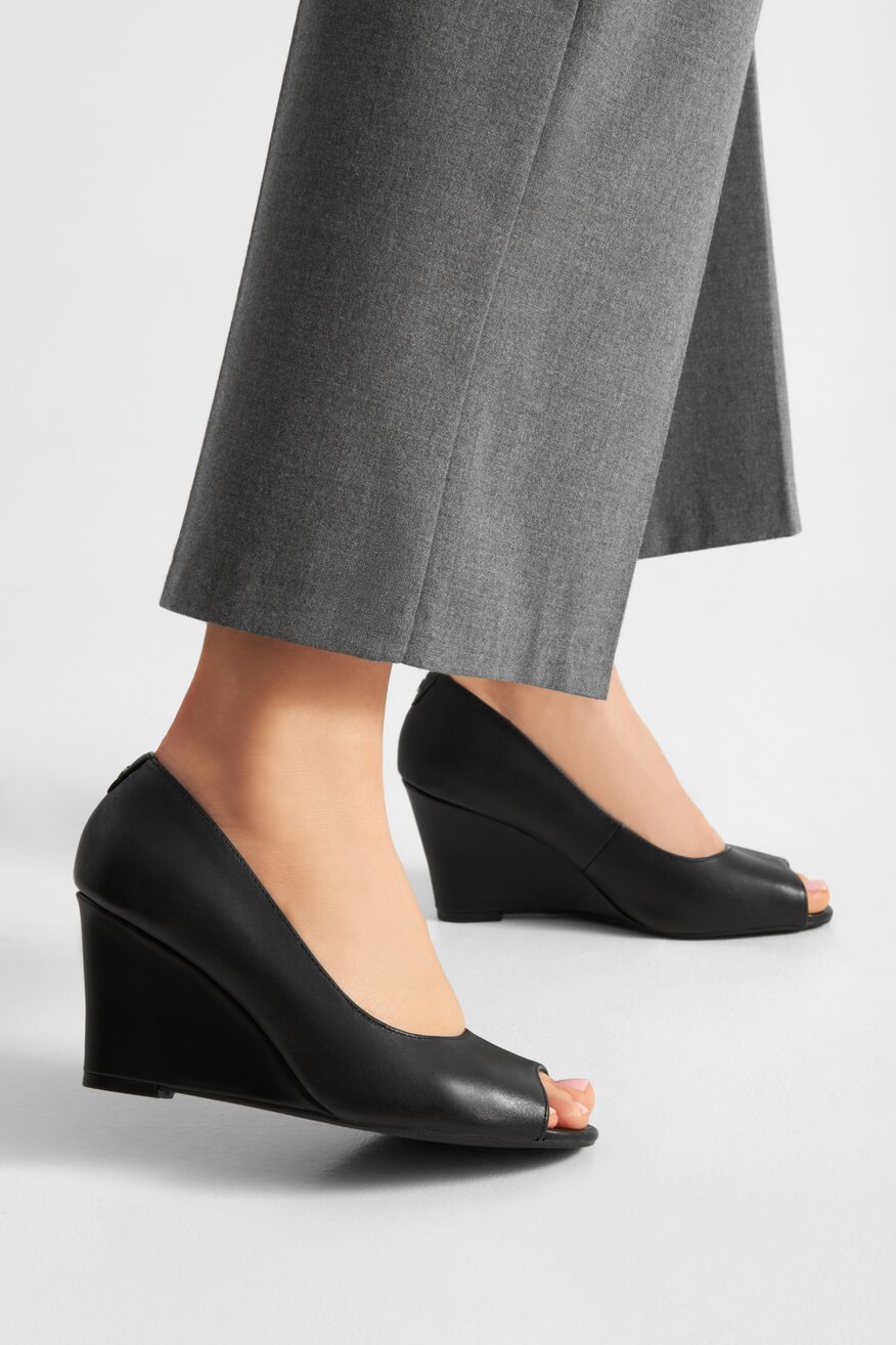 Skórzane czółenka czarne