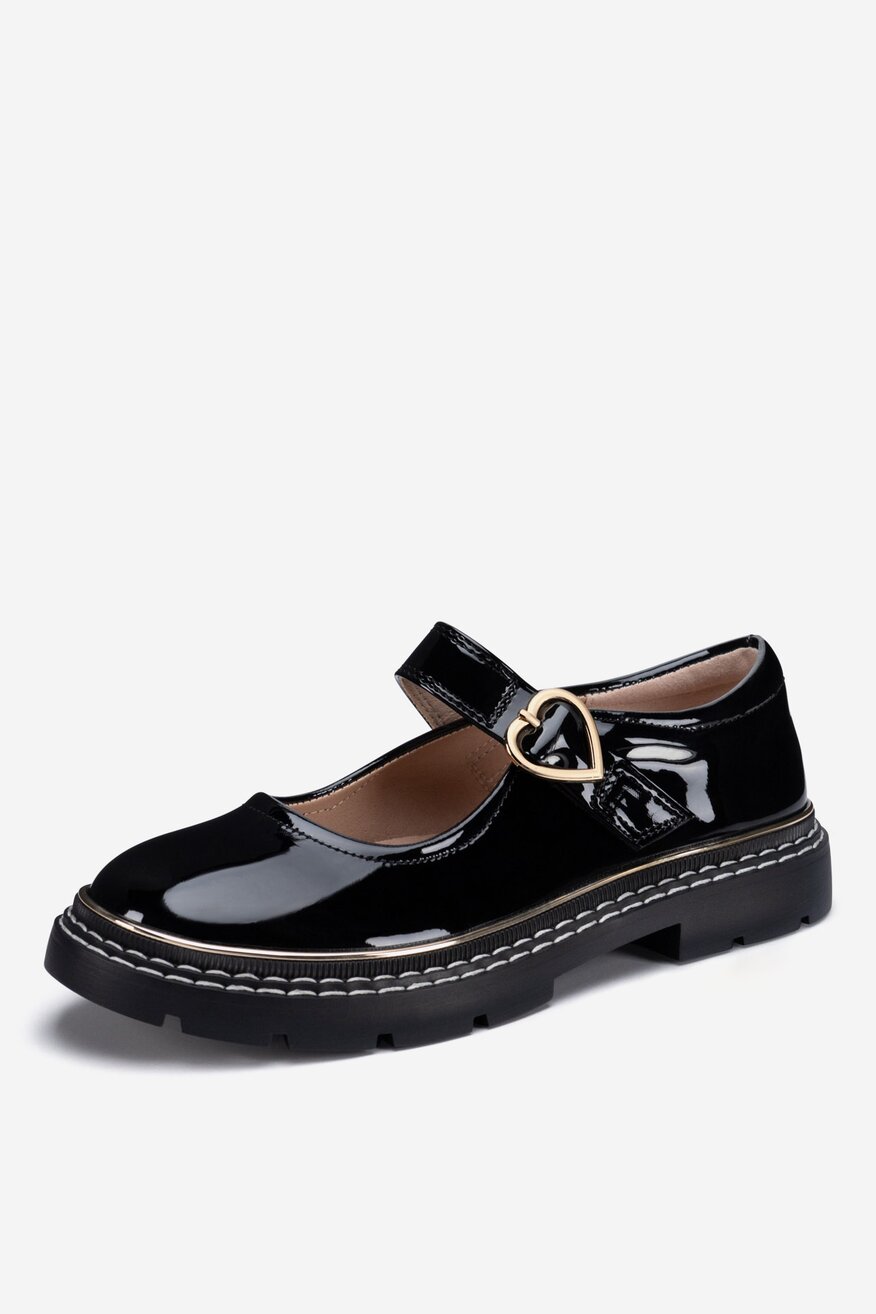 Półbuty lakierowane