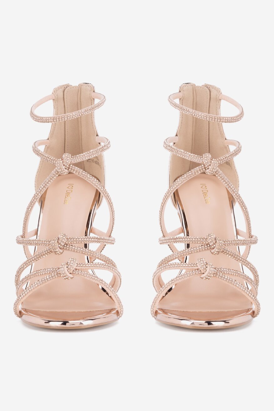 Sandały na szpilce