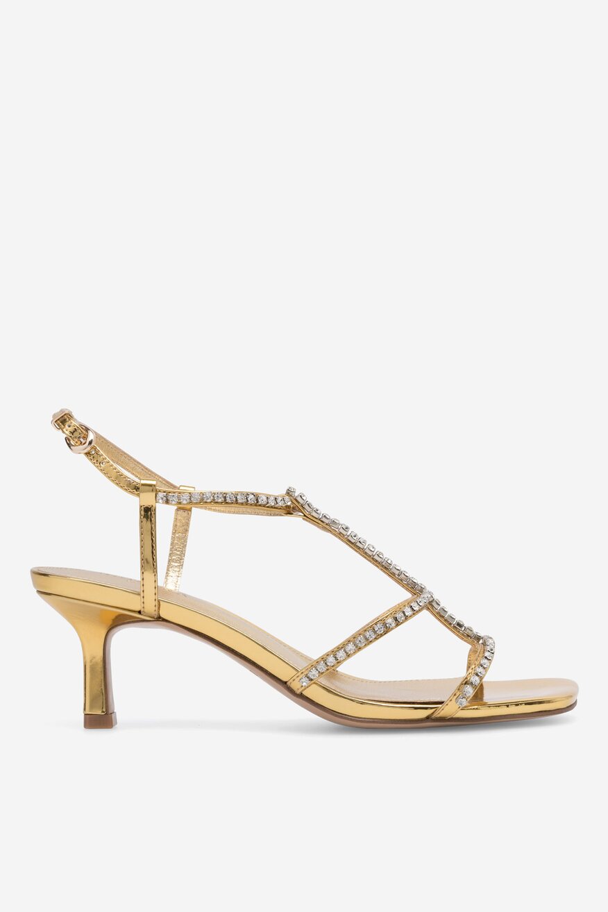 Sandały skórzane na obcasie