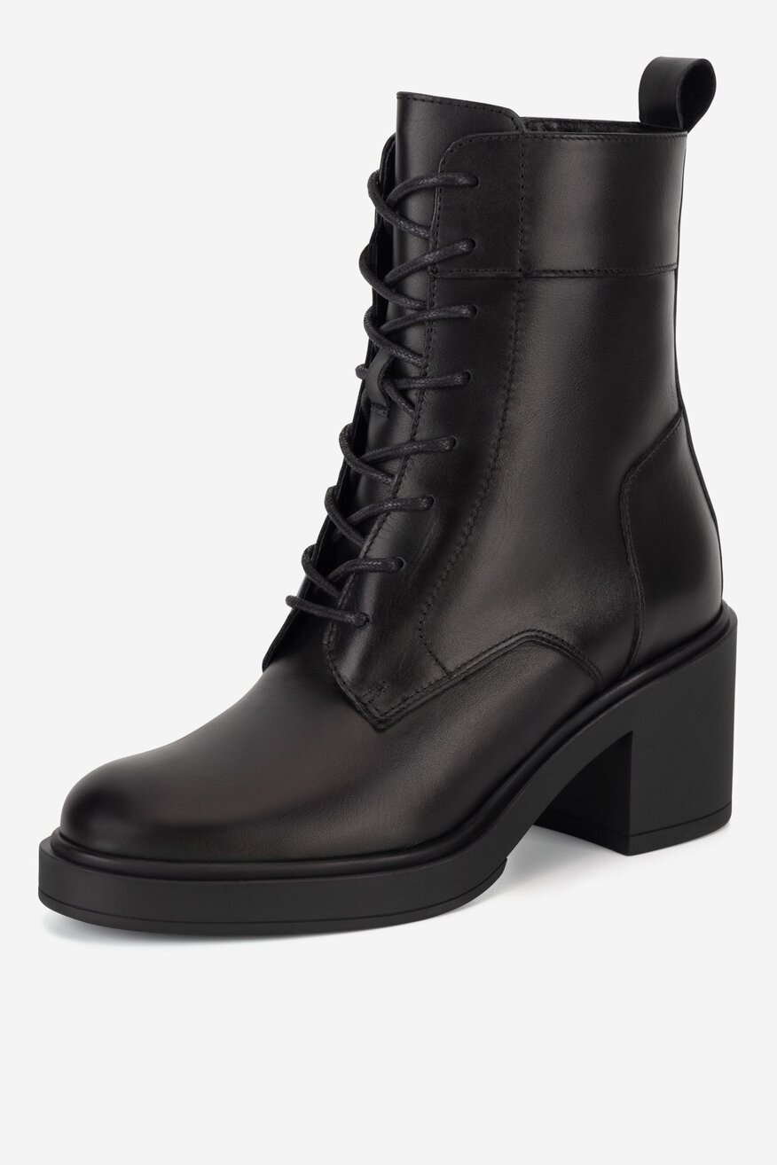 Trzewiki skórzane na słupku