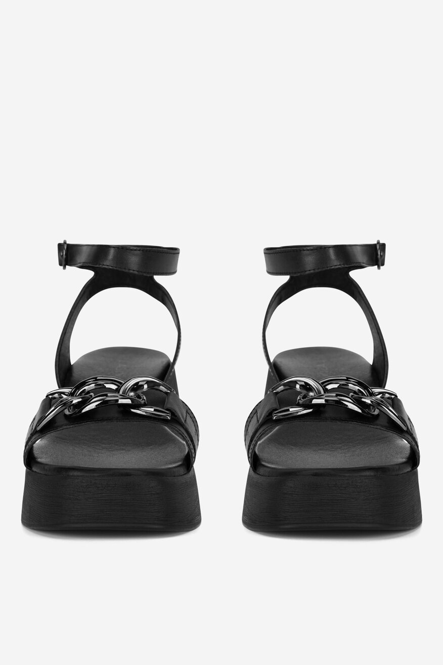 Sandały skórzane na platformie