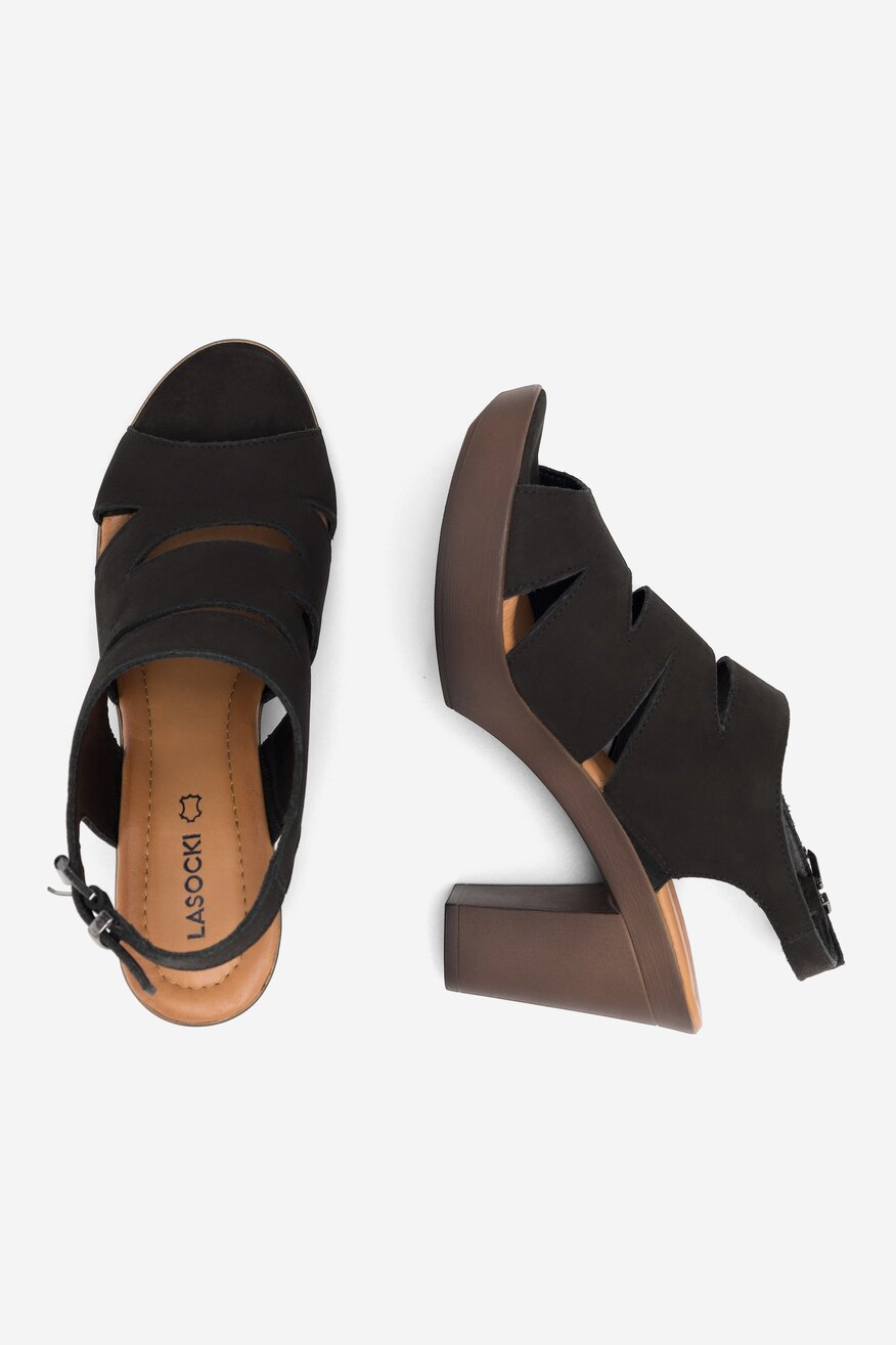 Sandały skórzane na słupku