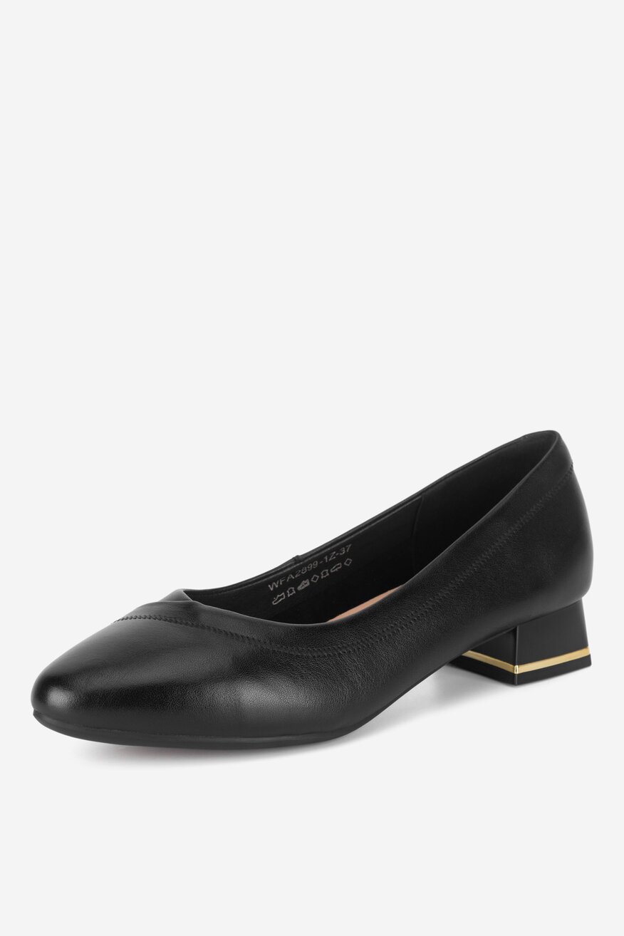 Czółenka skórzane na słupku