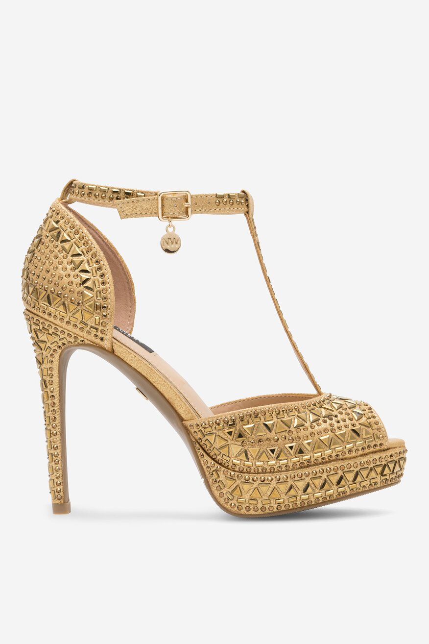 Sandały na szpilce