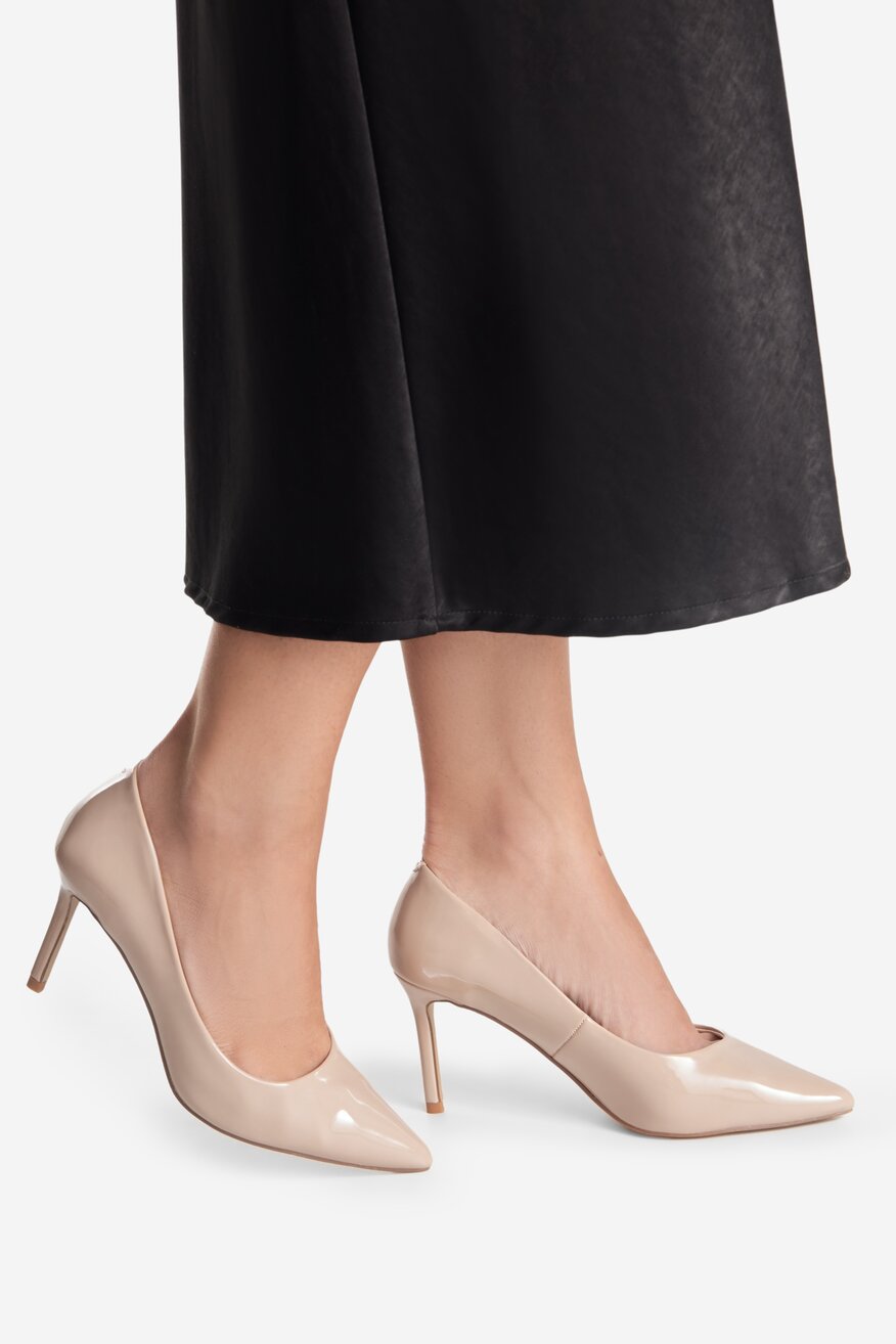 Czółenka na szpilce