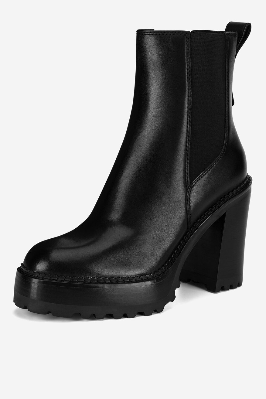 Botki skórzane na słupku