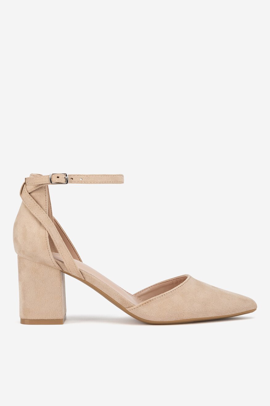 Czółenka na słupku