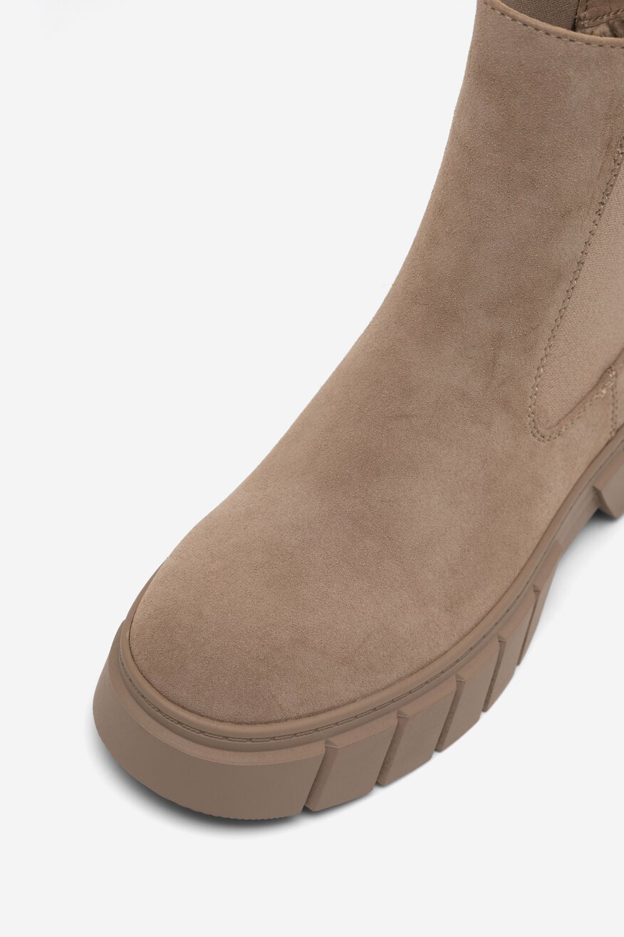 Sztyblety na platformie