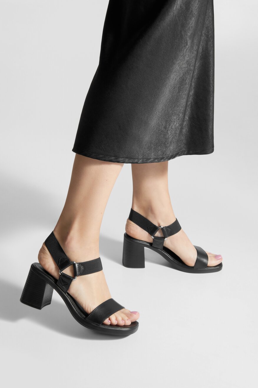 Sandały skórzane na słupku