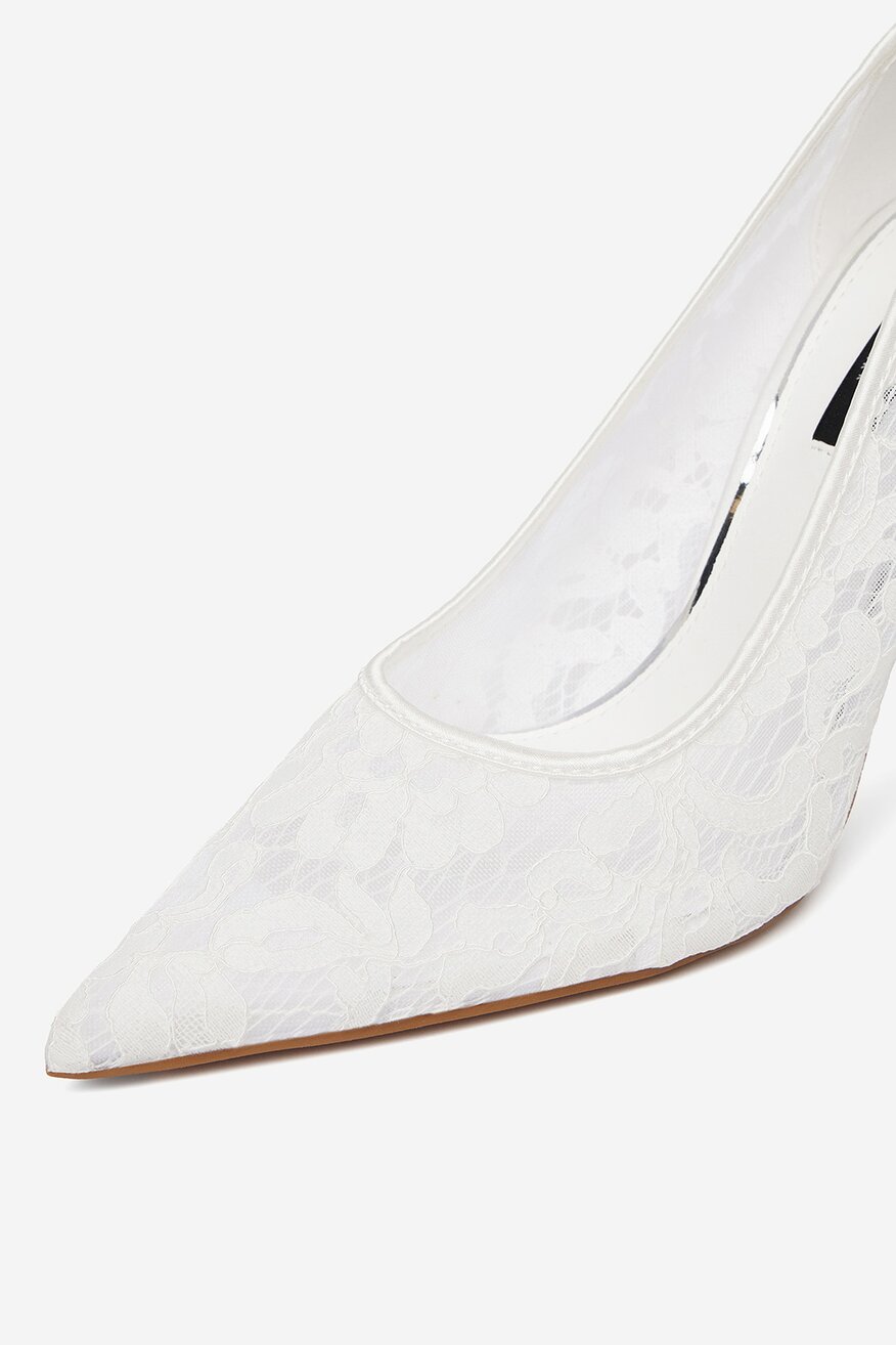 Czółenka na szpilce