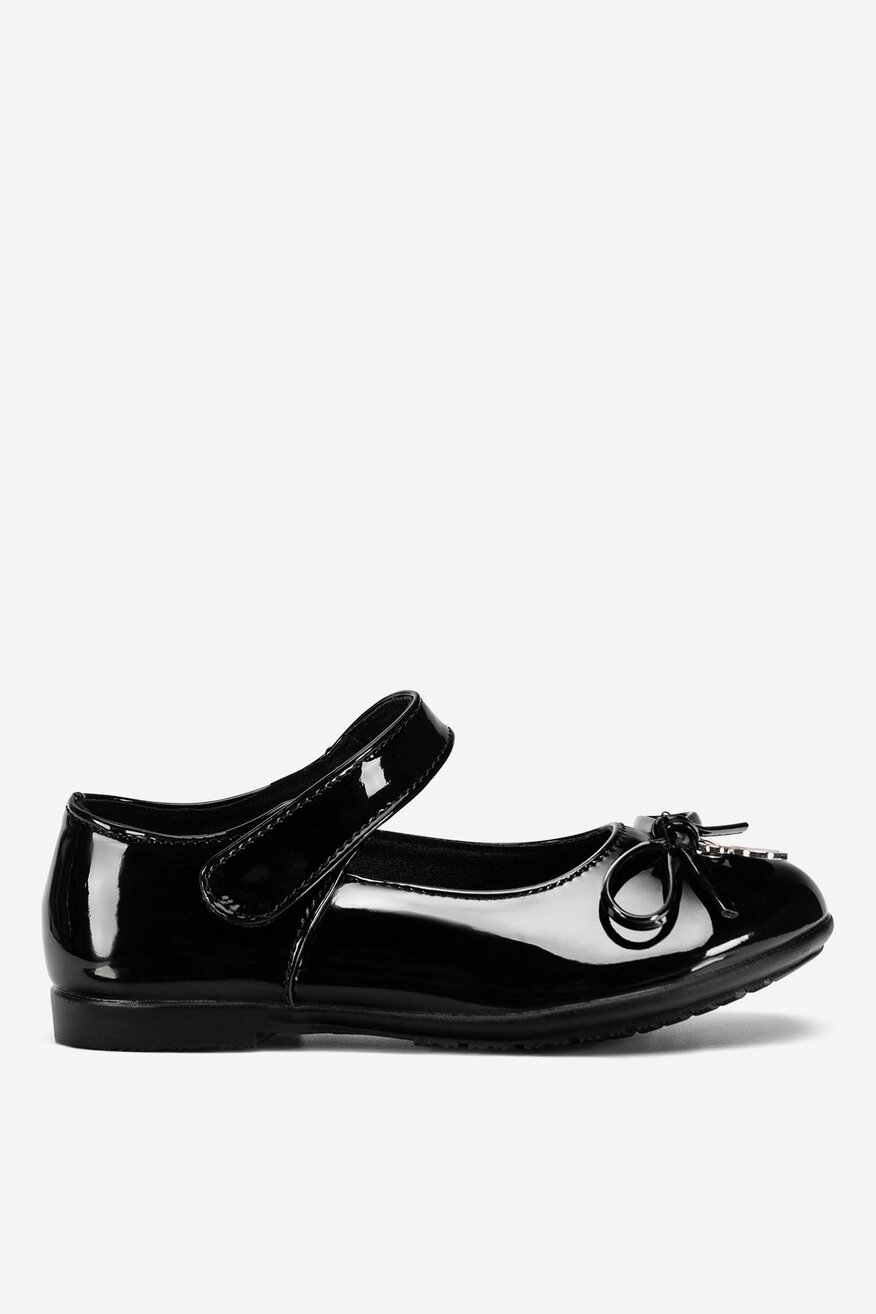 Baleriny lakierowane na rzepy