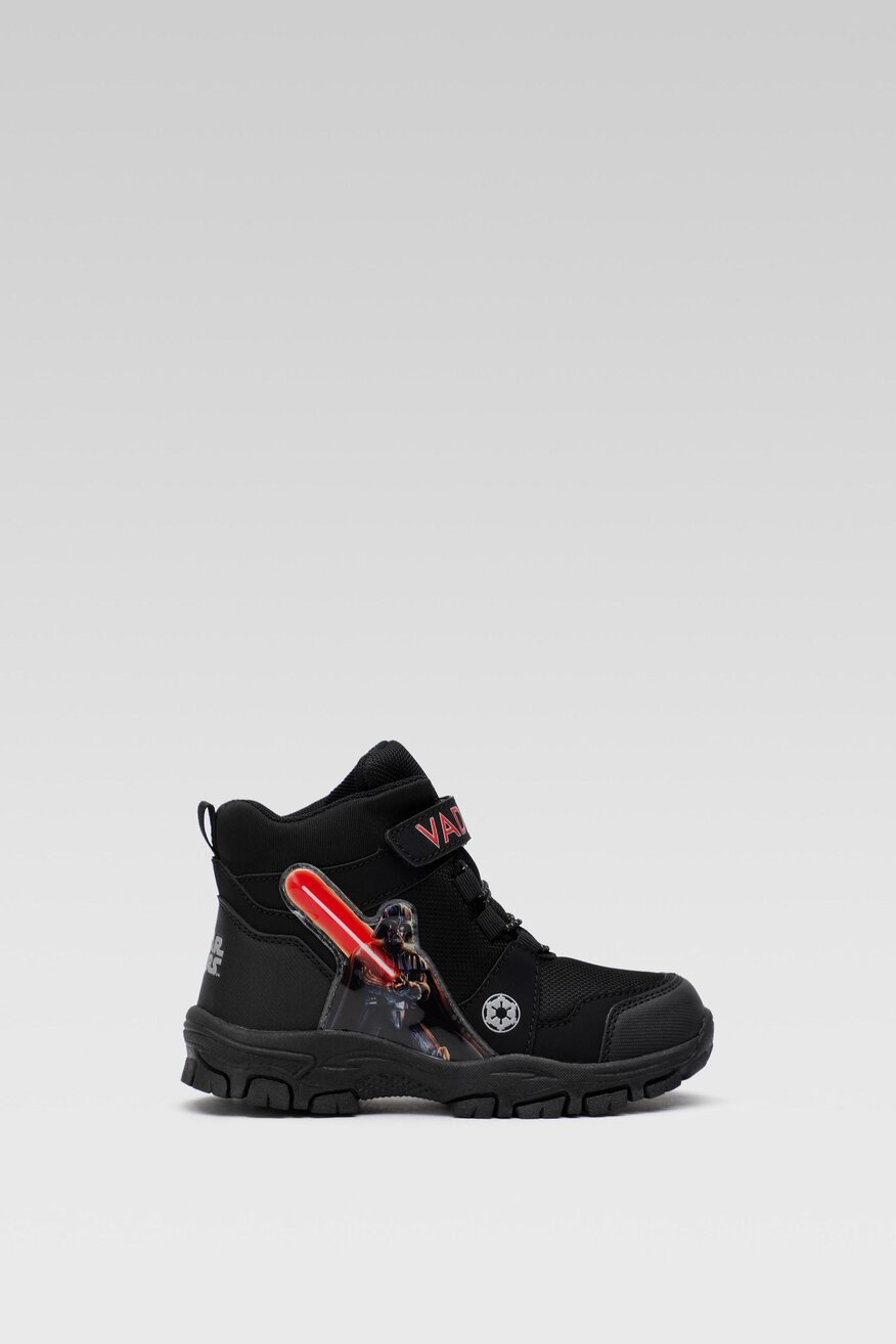 Trzewiki z migającymi diodami