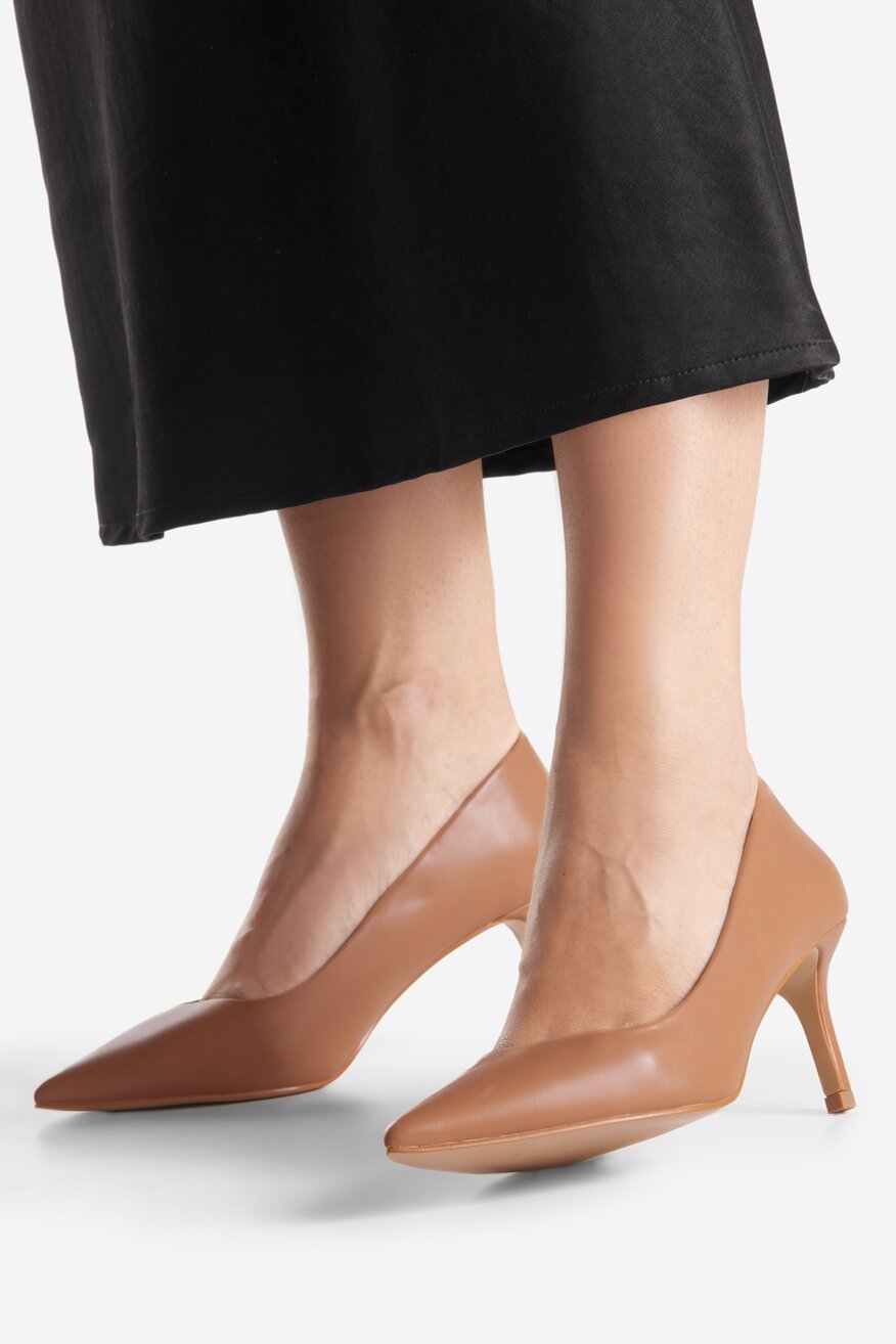 Czółenka na szpilce