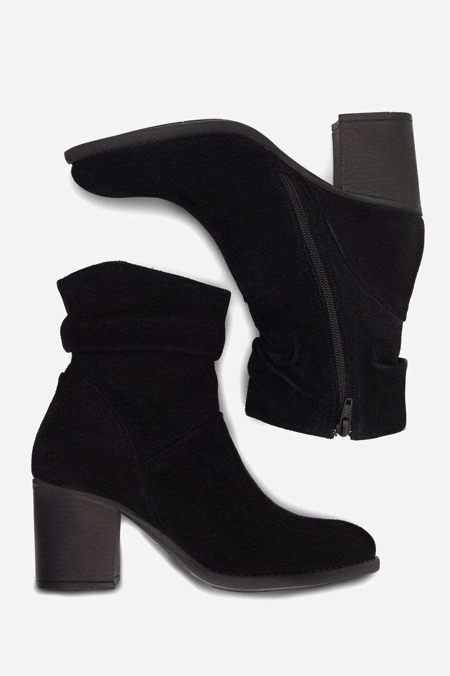 Botki skórzane na słupku