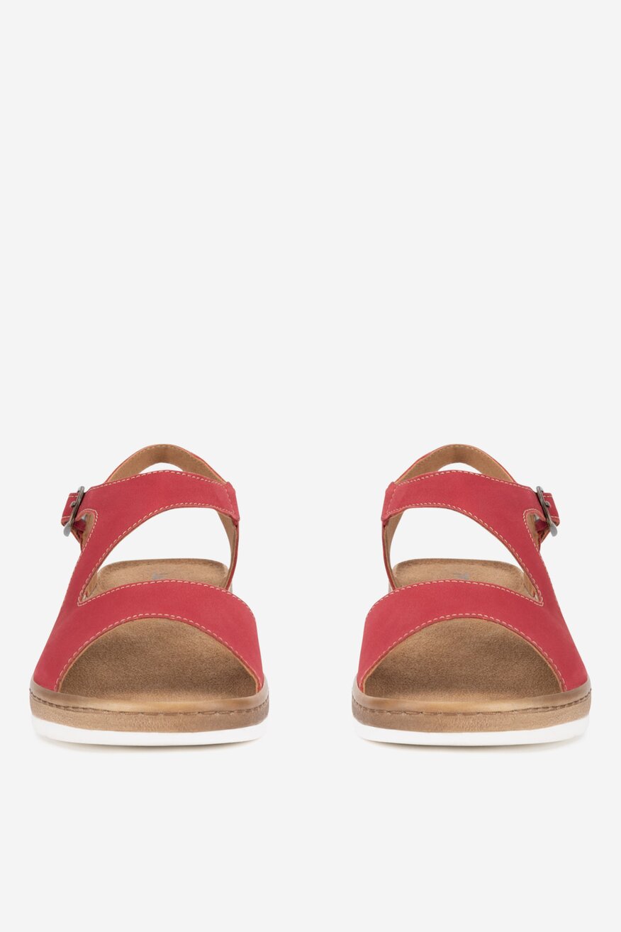 Sandały skórzane na koturnie