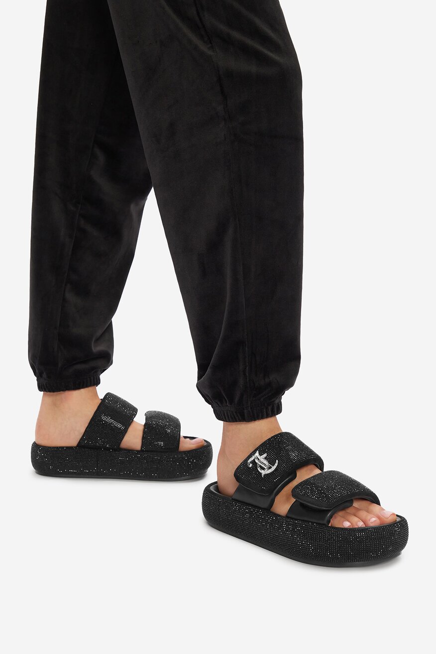 Klapki na platformie