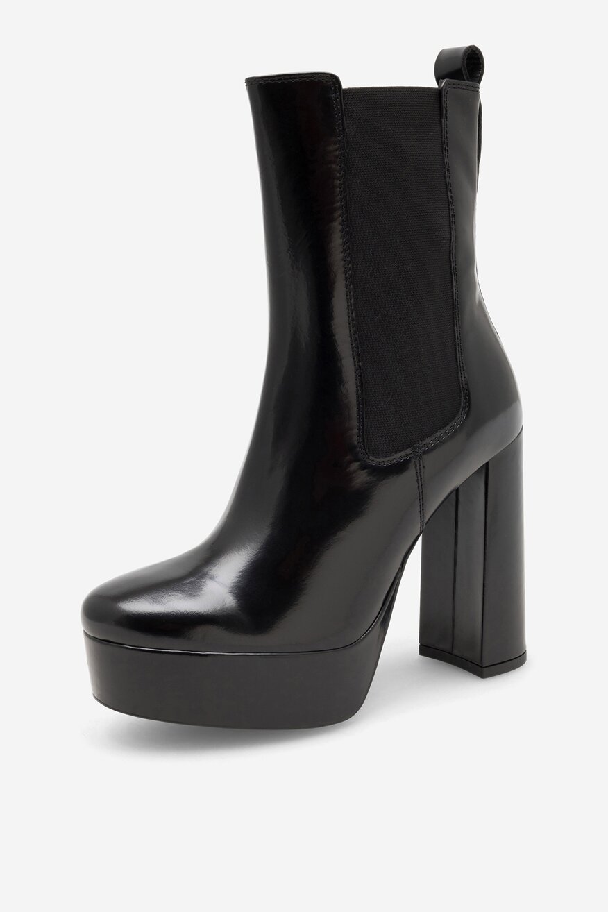 Botki skórzane na słupku